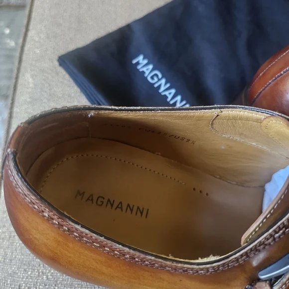 Magnanni Brown Leather Oxfords with Cap Toe Size 9.5